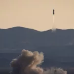 getty_blueorigin_041425507145
