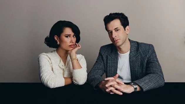 m_raye20and20mark20ronson_061325256483