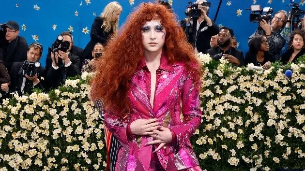 getty_chappellroanmetgala_052025352888