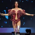 getty_katyperryredoutfit_06272566955