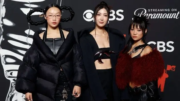 getty_huntrx20real20women_092925726189
