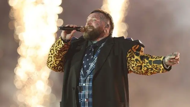 getty_teddyswimsinbrisbane_102825104135