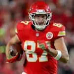 getty_traviskelceruns_102825789295