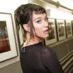 m_katyperrykimmelhallway_110525907743