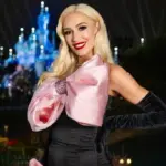 m_gwenstefaniholidayspectacular_111225_0557514