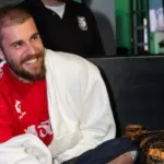 getty_justinbiebersmilling_111125512018