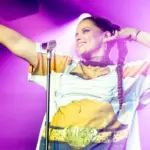 getty_nelly20furtado20onstage_112525295303