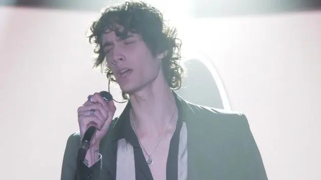 m_sombr20on20kimmel202_101025632689