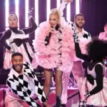 m_gwenstefani_120425803703