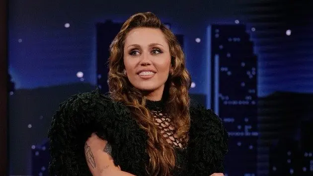 m_mileycyrus_120525725114