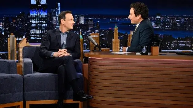 e_joshcharlesonfallon_010625949322