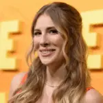 e_emilyhenry_010826160550