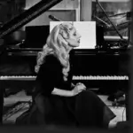 m_ladygagarocketsuperbowlteaser_01272640156