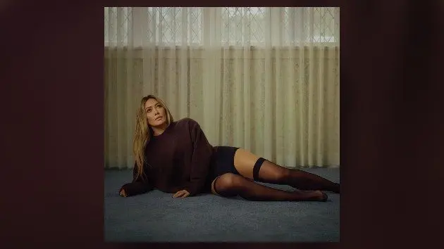 m_hilaryduffluckorsomething_112125975166