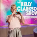 m_pinkonthekellyclarksonshow_022726548192