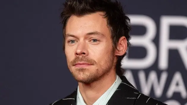 getty_harrystylesbrits_030826151210