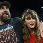 getty_taylorandtravisonthefield_0201241272