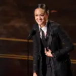 getty_autumnduraldarkapaw_031526687059