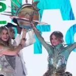 m_ashleesimpsonmaskedsinger_040226494748