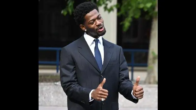 getty_lilnasxthumbsup_040726687962