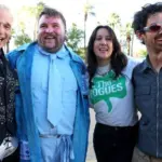 getty_teddy20swims20and20coachella20guests_041126772050