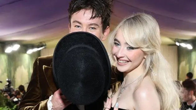 getty_sabrinaandbarry_120324802130