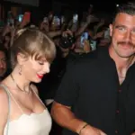 getty_taylorandtravisnyccreamgown_082625900993