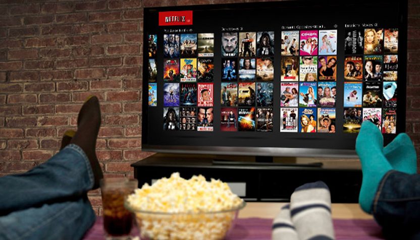 watching-netflix-832
