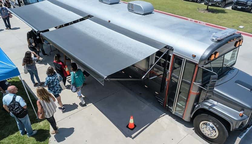 denton-isd-food-truck-twitter