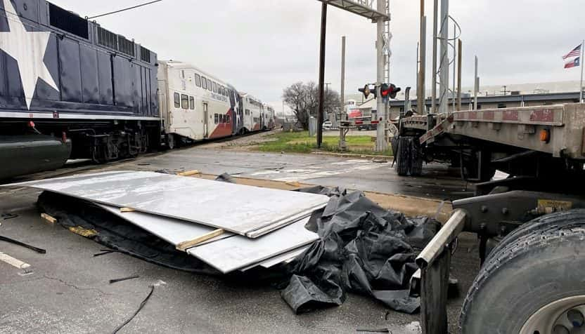 tre-vs-flatbed-fwpd-twitter