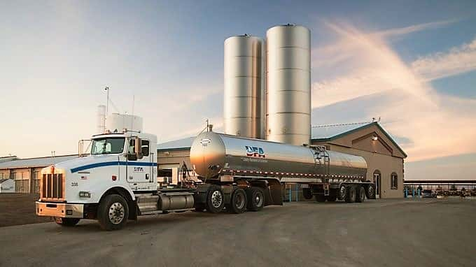 milk-truck-dairy-farmers-of-america-twitter