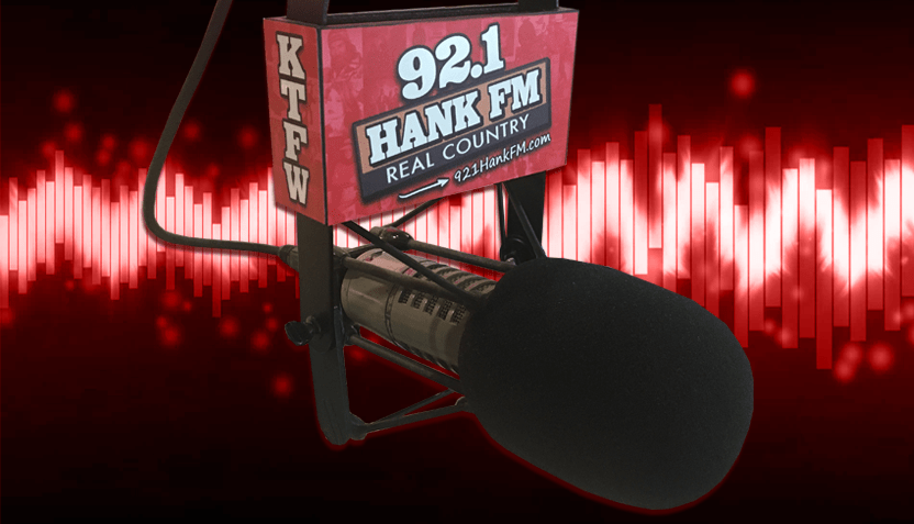 hank-studio-microphone-1-832