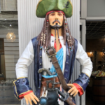 pirate-statue-1-832