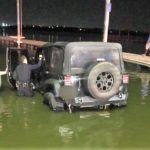 jeep-in-water-apd-twitter