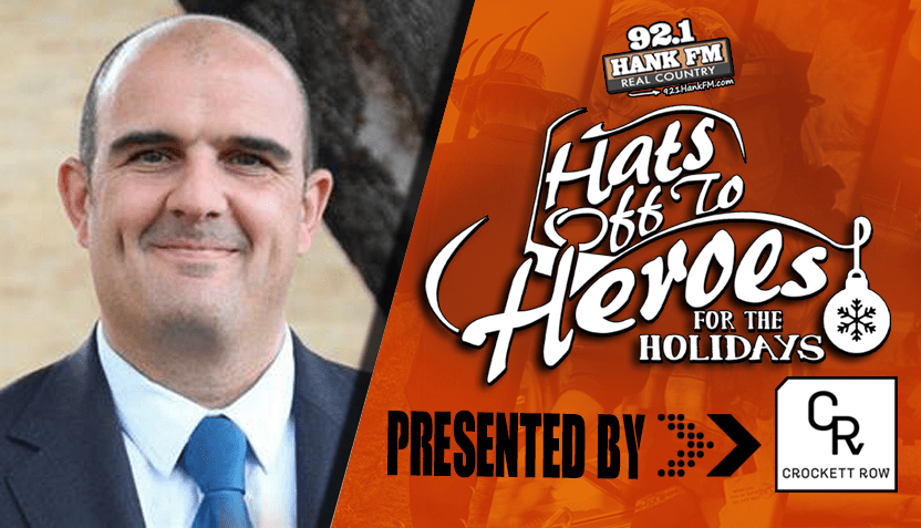 hanks-hats-off-to-heroes-for-the-holidays-roberto-baeta-gutierrez-11-16-20