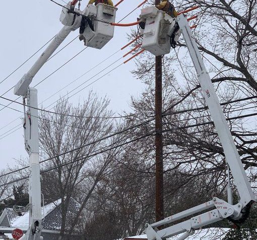 oncor-ice-lines