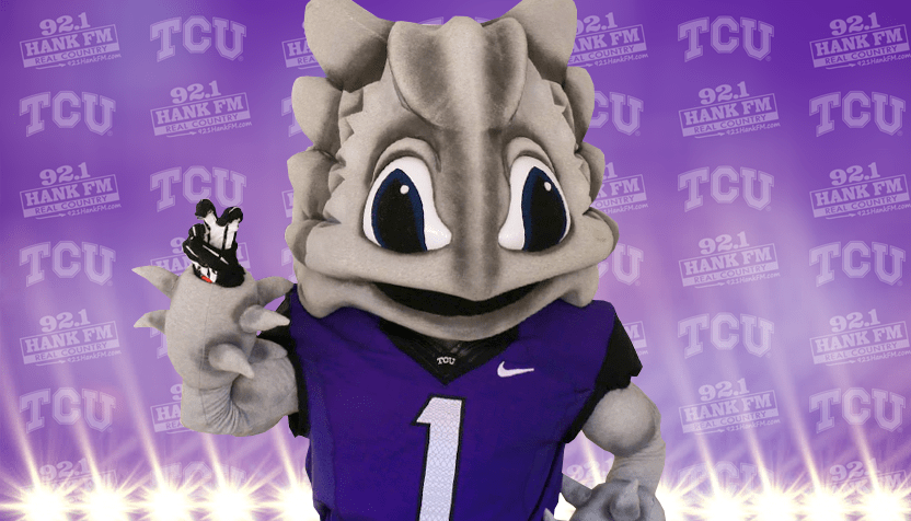 tcu-superfrog-coaches-show-1-832-2