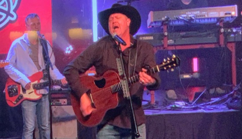 tracy-lawrence-11-22-22-2