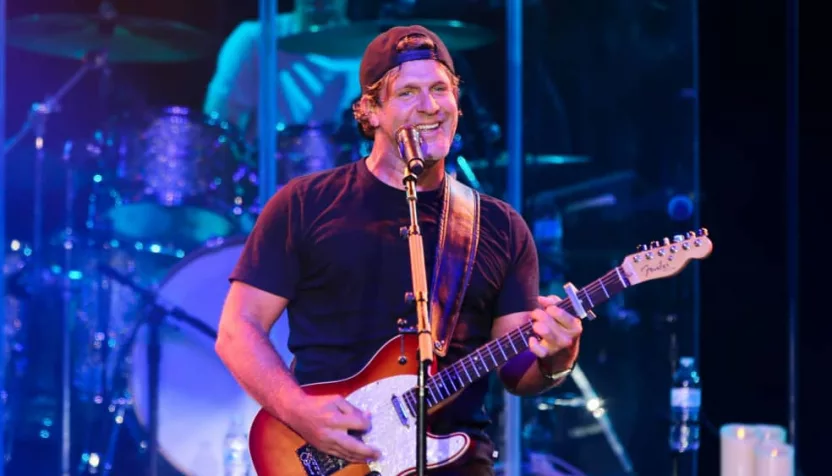 Billy Currington performs at the Paramount on May 10^ 2019 in Huntington^ New York.