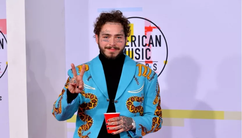 Post Malone at the 2018 American Music Awards at the Microsoft Theatre LA Live. LOS ANGELES^ CA. October 09^ 2018