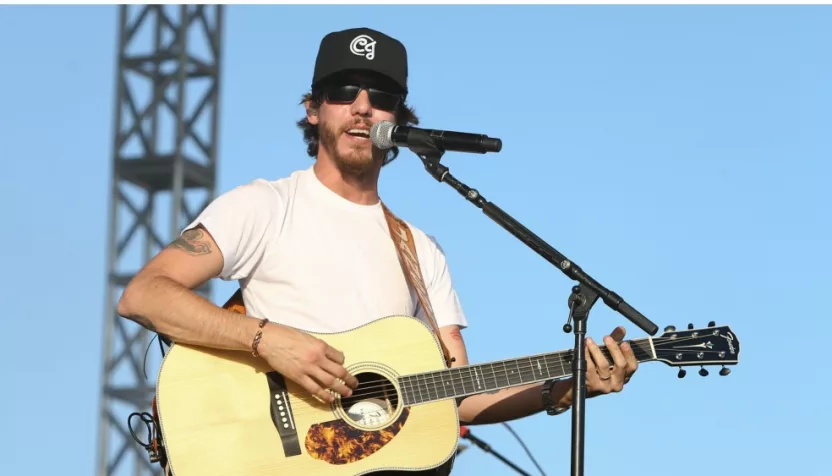 Chris Janson performs at the CountryFlo Music and Camping Festival on November 4^ 2016 in Lake Wales^ Florida.