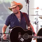 Jason Aldean performs onstage at NBC's 'Today Show' at Rockefeller Plaza July 31^ 2015 in New York City.