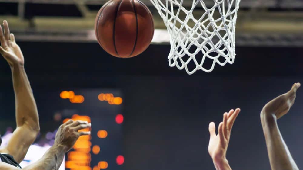 Clotheslining Delectable Cavaliers' Isaiah Thomas Fined 6060 For Clotheslining Minnesota's Clotheslining Delectable Cavaliers' Isaiah Thomas Fined 6060 For Clotheslining Minnesota's