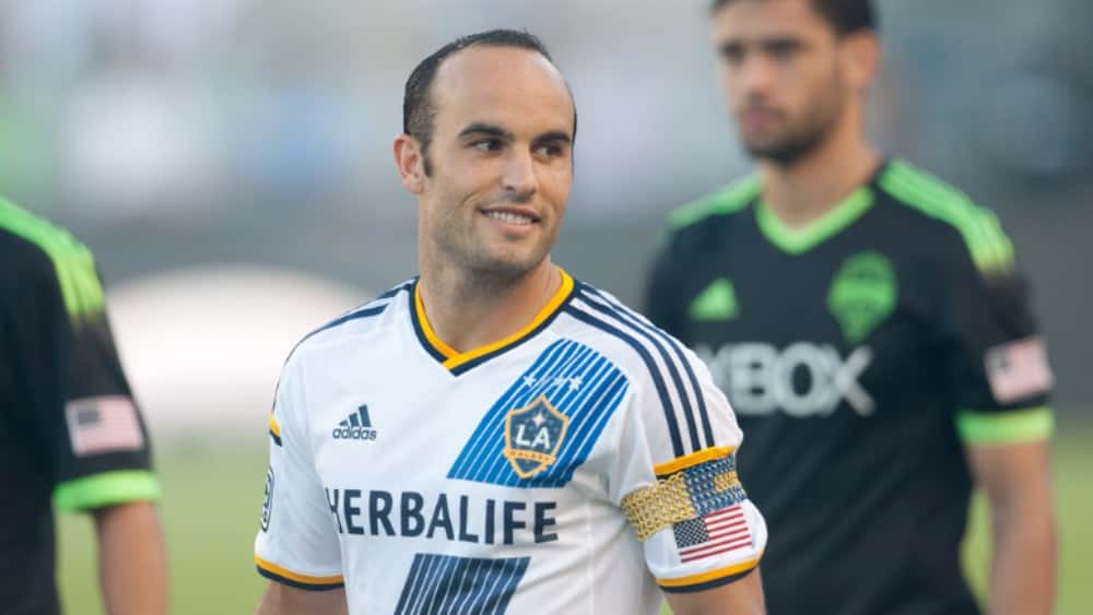 landon donovan leon jersey