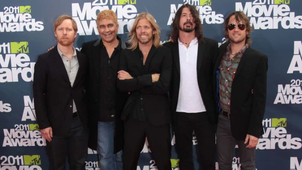 Foo Fighters To Broadcast Concert On Super Bowl Eve  Mix 