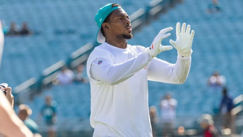 21 DESHON ELLIOTT FS MIAMI DOLPHINS VS JACKSONVILLE JAGUARS PRE SEASON WEEK 3 AUGUST 26^ 2023 EVERBANK STADIUM JACKSONVILLE FLORIDA