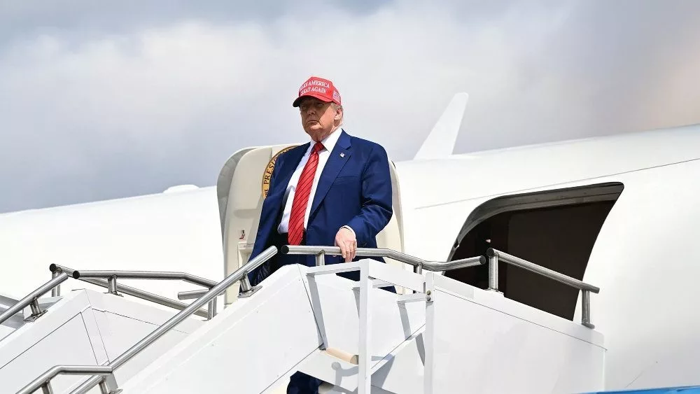 U.S. President Donald Trump arrives at Morristown Airport^ New Jersey^ on June 20^ 2025^ stepping off Air Force One en route to his Bedminster golf resort for a MAGA Inc. fundraising dinner.