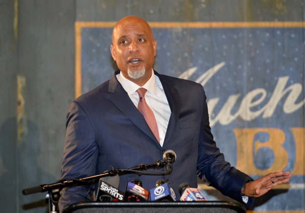 mlb-negro-leagues-baseball-museum-press-conference-2