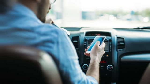 istock_022819_distracteddriving