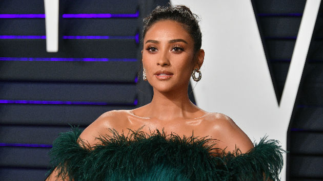 getty_shaymitchell_062819